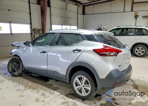 2018 Nissan Kicks S z USA, uszkodzony, nr VIN 3N1CP5CU6JL546443